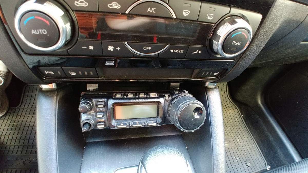Universal Head Unit Holder for Yaesu FT-857 – Mazda CX-5
