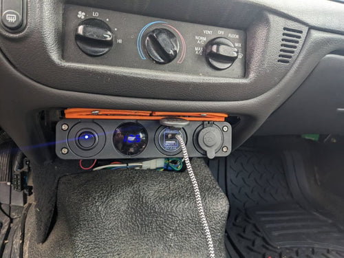 12v Mount – 2003 Ford Crown Victoria