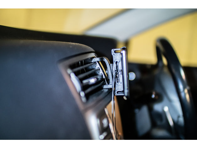 Lexus IS220/IS250/IS350 Phone Holder + Qi Wireless Charging