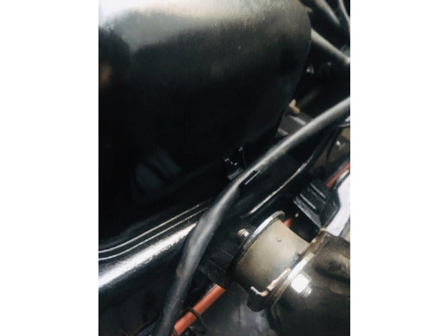 Bmw E30 - Wiring Clip (OEM: 63 12 1 364 431) – BMW E30