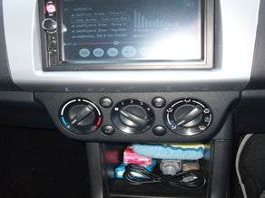 Suzuki Swift (2009) Console Phone Holder – Suzuki Swift