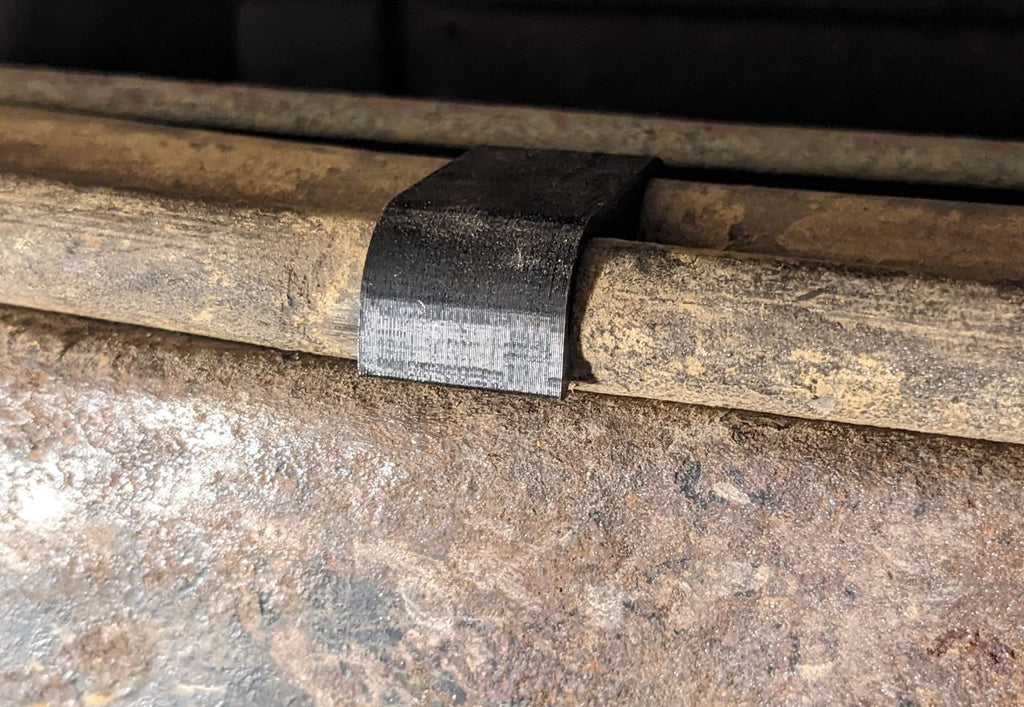 Land Rover Defender TD5 Fuel Pipe Clip – Land Rover Defender