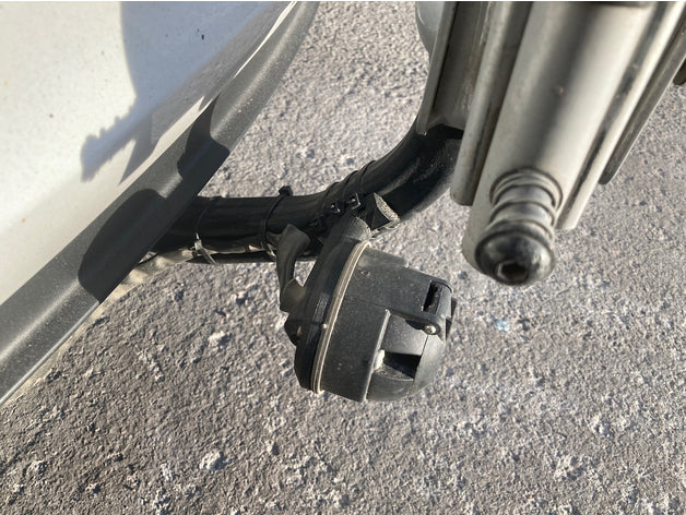 7 Pin Trailer Hitch Mount for Tesla Model 3 – Tesla Model 3