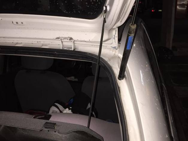 DAEWOO MATIZ TRUNK COVER CORD HOLDER – Daewoo Matiz