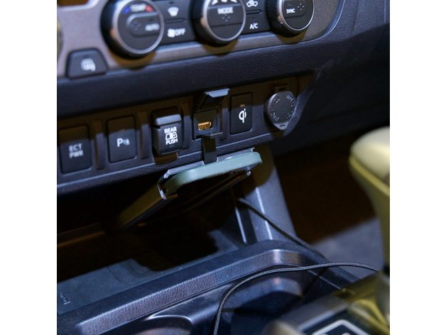 Tacoma Hidden iPhone Dock – Toyota Tacoma