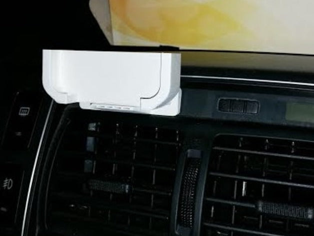 Samsung Galaxy S5 Holder on Hyundai Tucson 2009 – Hyundai Tucson