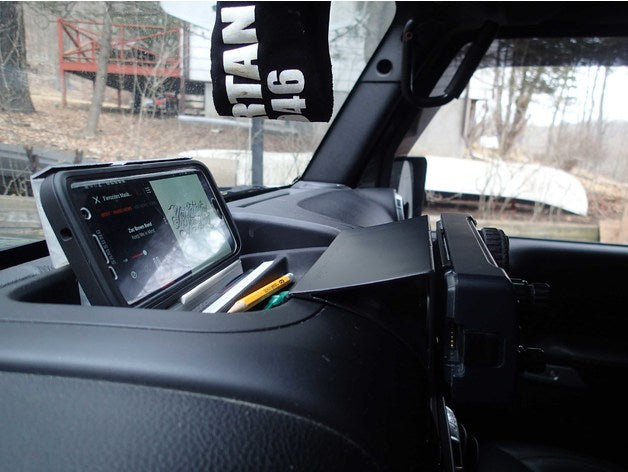 Dash Phone Holder (2015 Jeep Wrangler) – Jeep Wrangler