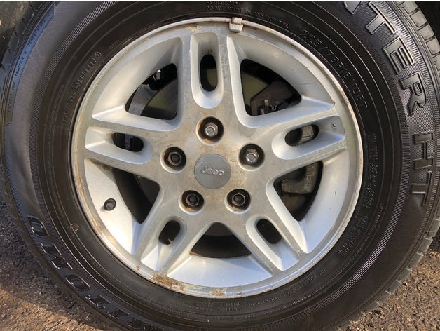 Jeep Grand Cherokee '99-2004 Hub Cover Cap – 1999 Jeep Grand Cherokee, 2000 Jeep Grand Cherokee, 2001 Jeep Grand Cherokee, 2002 Jeep Grand Cherokee, 2003 Jeep Grand Cherokee, 2004 Jeep Grand Cherokee