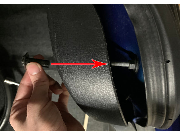 Trunk Retainer (2005-09 Ford Mustang) – 2009 Ford Mustang, 2008 Ford Mustang, 2007 Ford Mustang, 2006 Ford Mustang, 2005 Ford Mustang