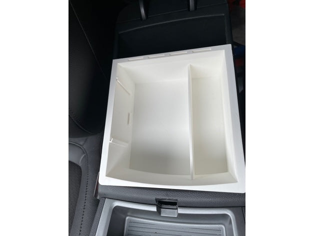 Hyundai Kona Console Tray with Coin – Hyundai Kona