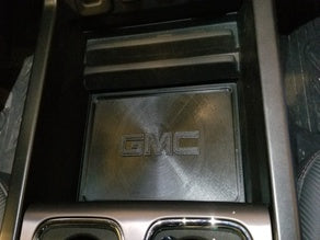 2014 - 2018 Chevy Silverado / GMC Sierra Console Bin Cover – 2014 Chevrolet Silverado, 2015 Chevrolet Silverado, 2016 Chevrolet Silverado, 2017 Chevrolet Silverado, 2018 Chevrolet Silverado, 2014 GMC Sierra, 2015 GMC Sierra, 2016 GMC Sierra, 2017 GMC Sierra, 2018 GMC Sierra