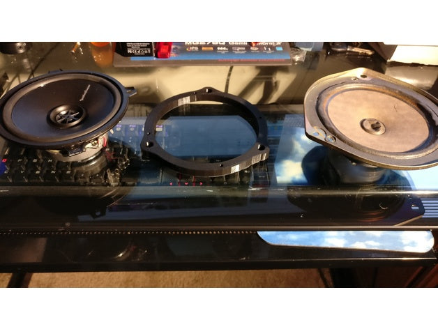 Honda Speaker Adapter 5 1/4 3-hole to 4-hole Adapter – Honda