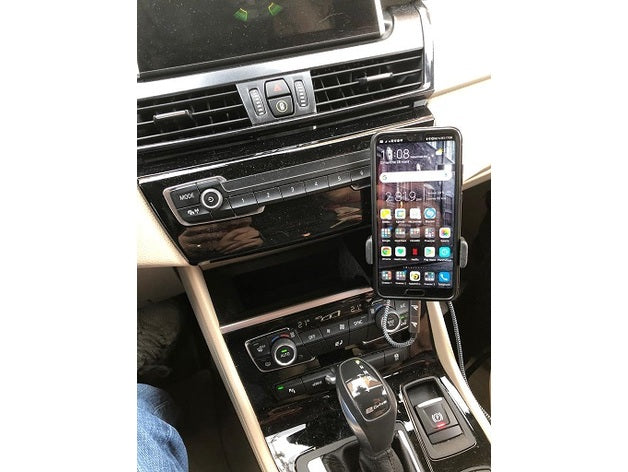 Smartphone Support for BMW Active Tourer – BMW