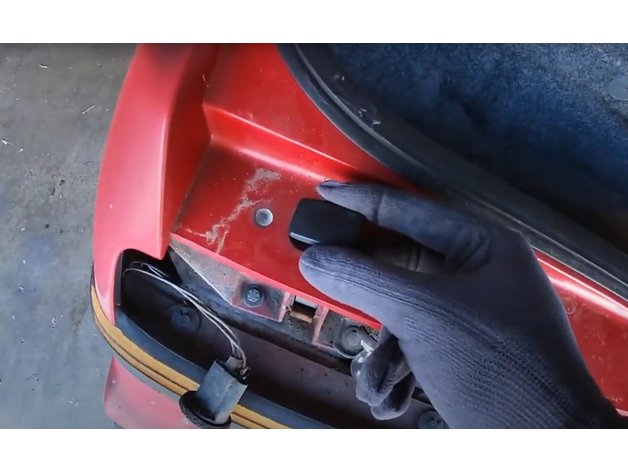 Pontiac Fiero Tail Light Screw Cap Cover – Pontiac