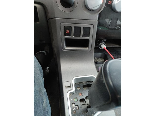 Tundra Phone Mount – Toyota