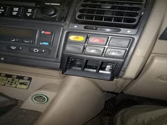 Land Rover Discovery 1 and 2 Carling Switch Holder – Land Rover Discovery