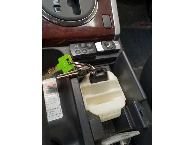 Phones and Keys Cup Holder – Suzuki Vitara