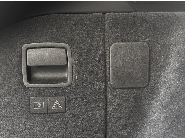 BMW 12v Hole Cover 2005-2013 – BMW 3 Series