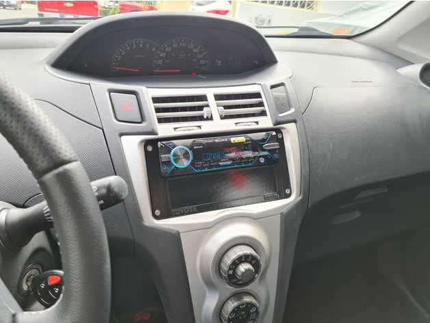 Toyota Yaris 1 DIN Dash Trim – Toyota Yaris