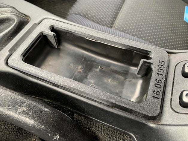 NA MX-5 Ashtray Mod – Mazda MX-5