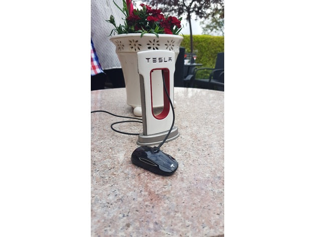 Tesla Charger for USB-C Type Phones. – Tesla