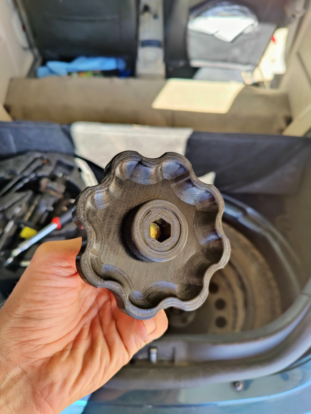 VW Mk4 Spare Tire Holder – Volkswagen Golf