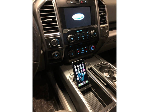 Ford F-150 Center Console iPhone 8+ with Charging Cable – Ford F-150