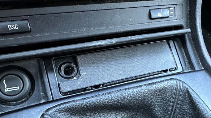Ashtray Cover for the Front Ashtray – 2000 BMW E46