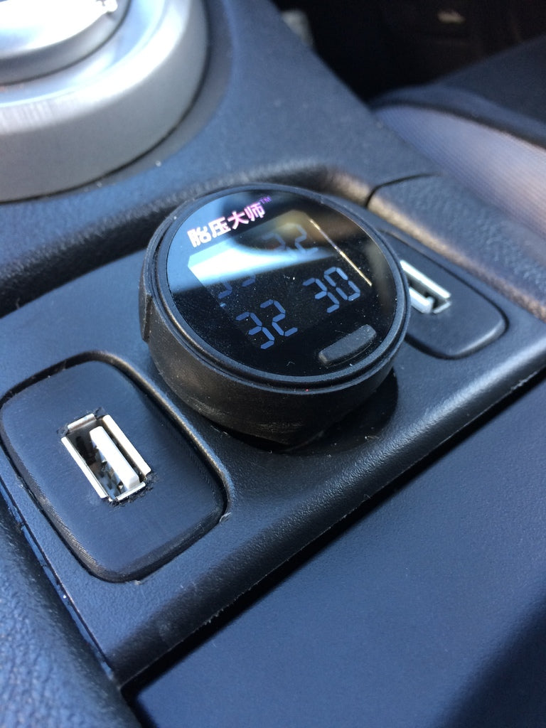 Honda Civic 2006 Centre Console USB Ports – 2006 Honda Civic