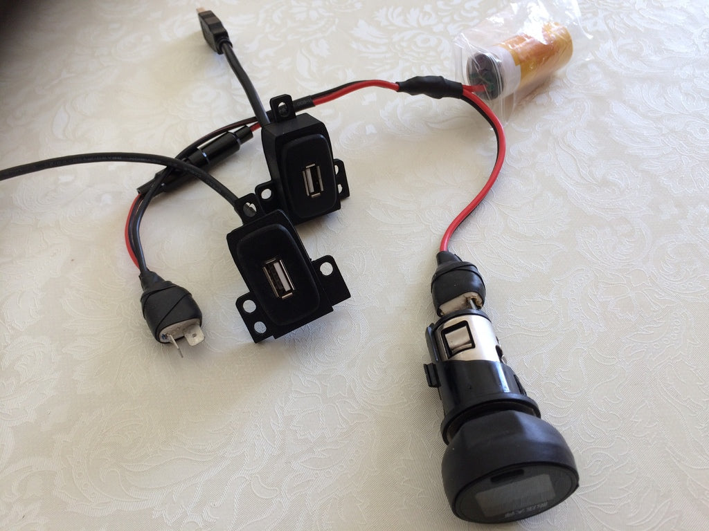 Honda Civic 2006 Centre Console USB Ports – 2006 Honda Civic