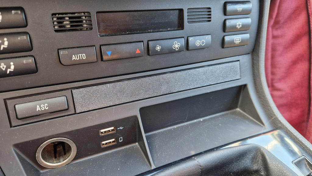 BMW E46 Switch Cover – 2000 BMW E46