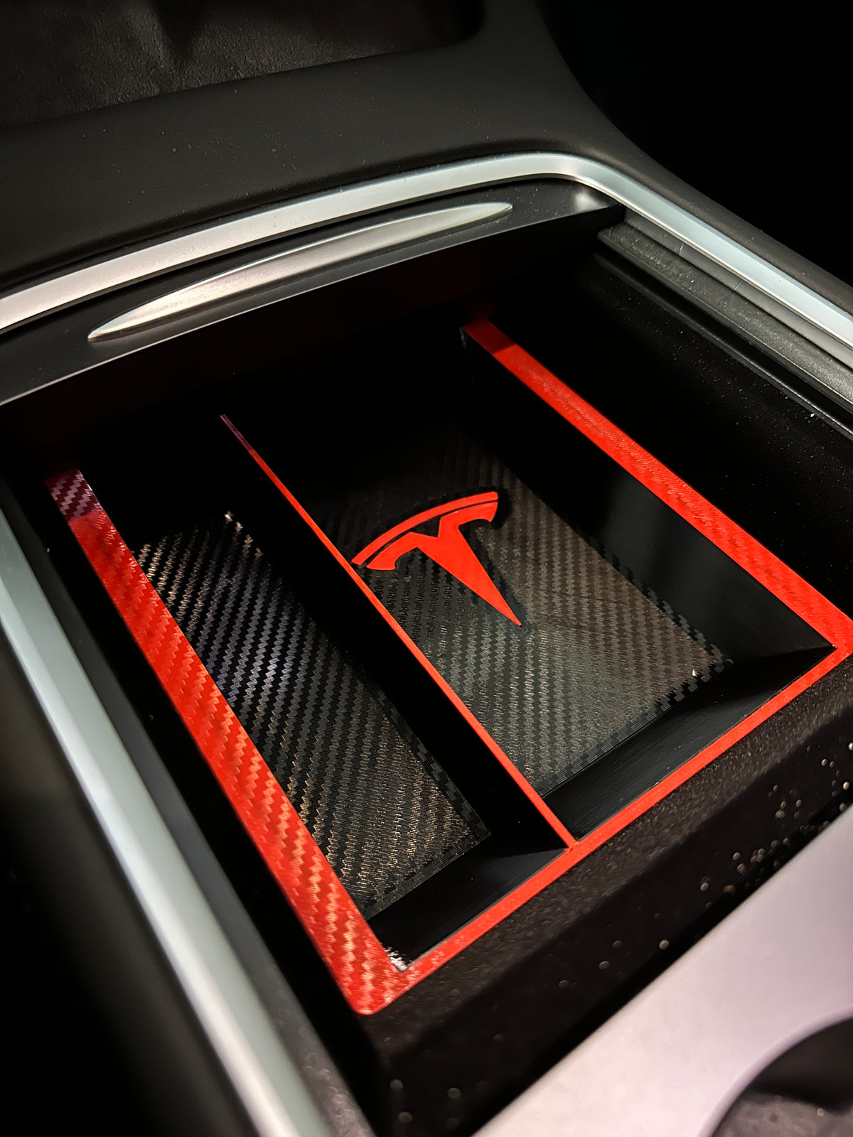 Tesla 3 / Y Console Tray from 2021 Models Onwards / Konsole Ablagefach Ab Modelljahr 2021 – 2021 Tesla Model 3, 2022 Tesla Model 3, 2023 Tesla Model 3, 2024 Tesla Model 3, 2025 Tesla Model 3, 2026 Tesla Model 3, 2021 Tesla Model Y, 2022 Tesla Model Y, 2023 Tesla Model Y, 2024 Tesla Model Y, 2025 Tesla Model Y, 2026 Tesla Model Y