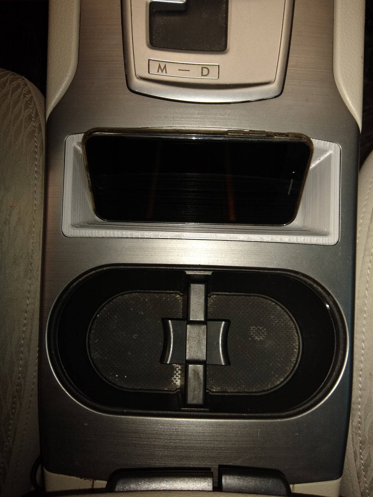 Full Width Console Tray for Subaru Outback 4th Gen – 2014 Subaru Outback, 2013 Subaru Outback, 2012 Subaru Outback, 2011 Subaru Outback, 2010 Subaru Outback