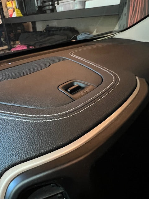 2014 Jeep Cherokee Dash Console Mount 2 – Jeep Cherokee