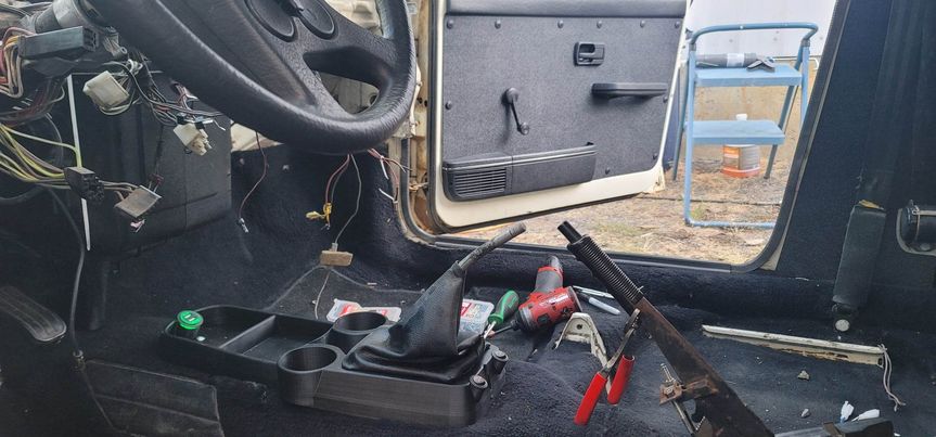 Volkswagen MK1 Rabbit/Jetta Center Console with Can Holders – 1984 Volkswagen Jetta, 1983 Volkswagen Jetta, 1982 Volkswagen Jetta, 1981 Volkswagen Jetta, 1980 Volkswagen Jetta, 1979 Volkswagen Jetta