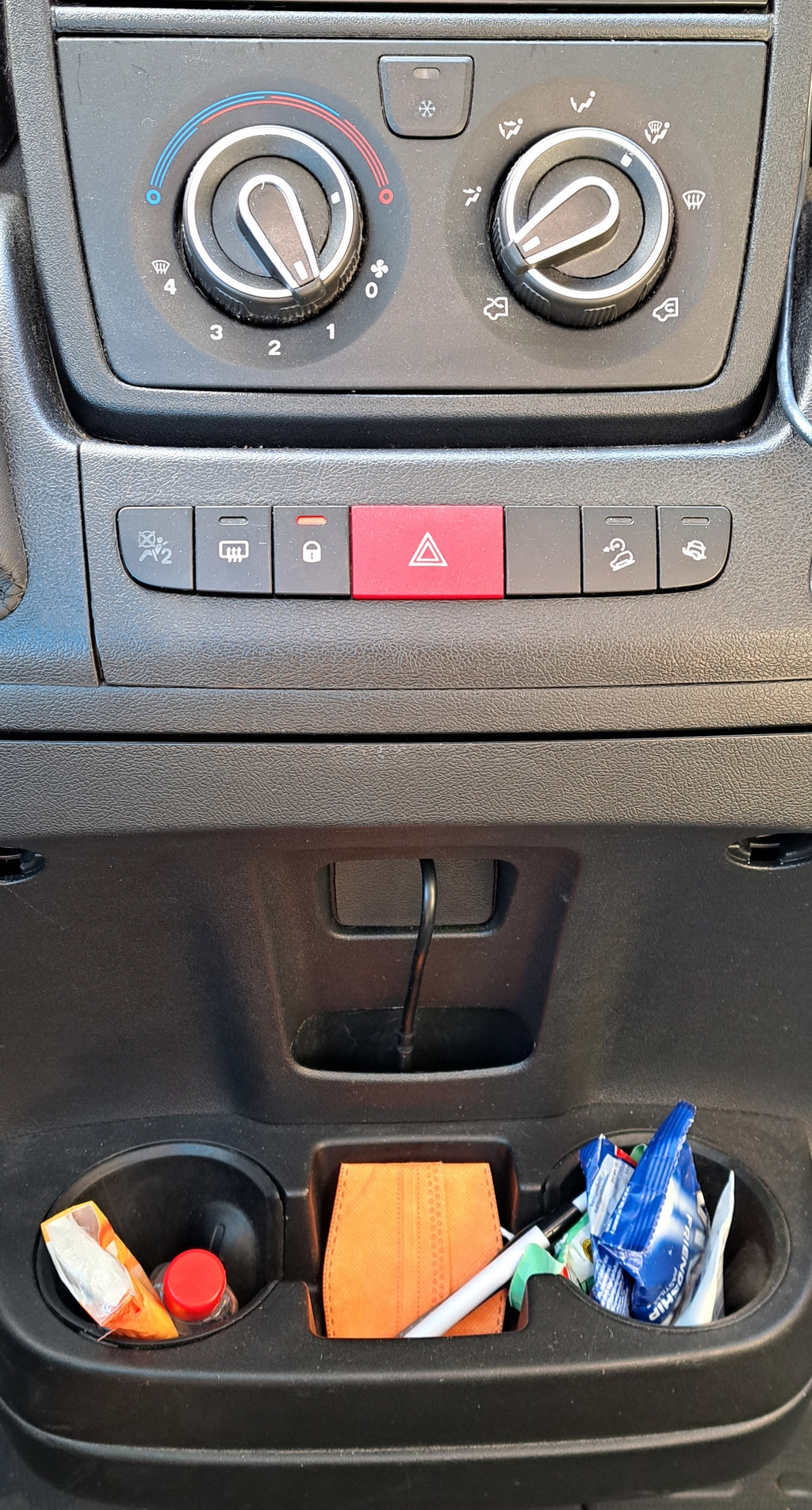 Mount for Citroen Jumper Front Console / Smartphoneholder – Citroen Jumper