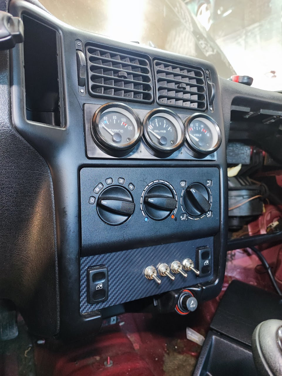 Seat Ibiza/Cordoba 6k, Vw Polo 6n Center Console Button Plate – SEAT Ibiza, 1997 Volkswagen Polo, 1996 Volkswagen Polo, 1995 Volkswagen Polo, 1994 Volkswagen Polo