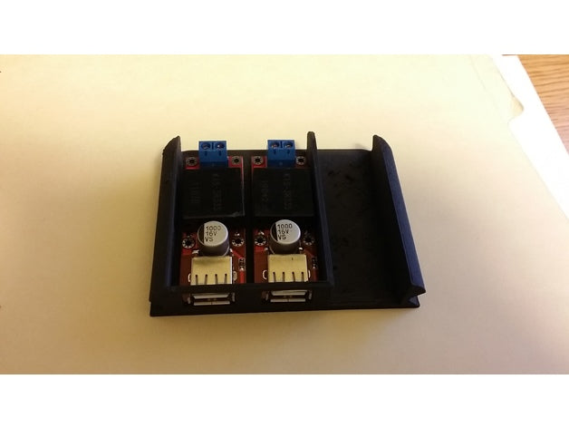 Ram Aqua Box USB Ports – 2024 RAM 1500, 2023 RAM 1500, 2022 RAM 1500, 2021 RAM 1500, 2020 RAM 1500, 2019 RAM 1500