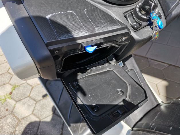Honda Forza 300 Box Clip