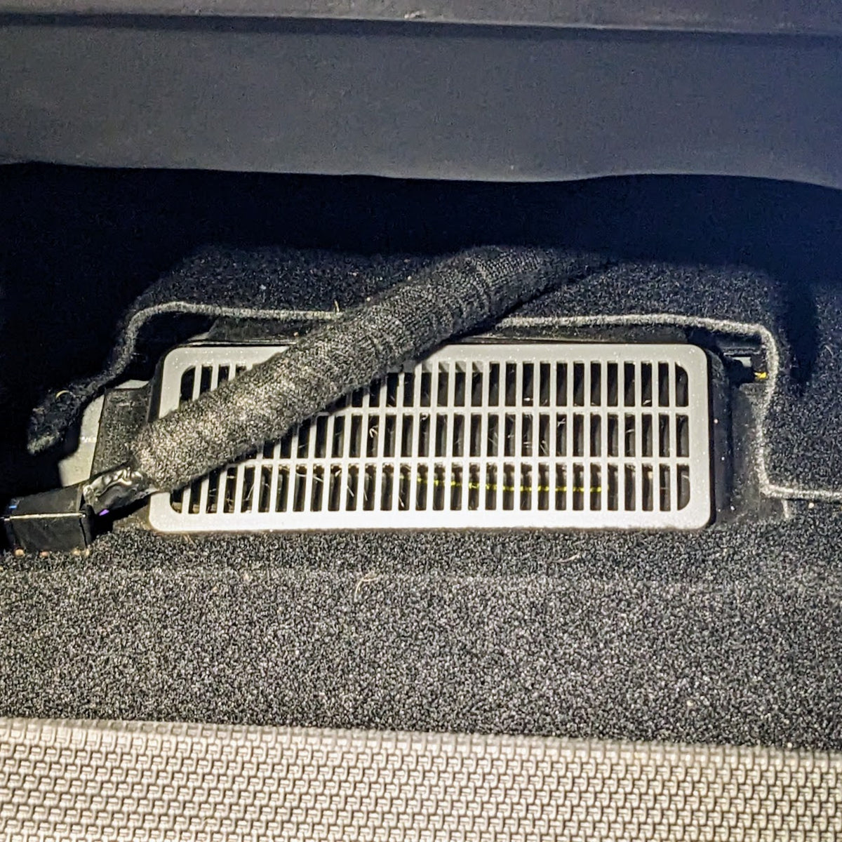 Tesla Model 3 Floor Vent Grille/cover – 2020 Tesla Model 3