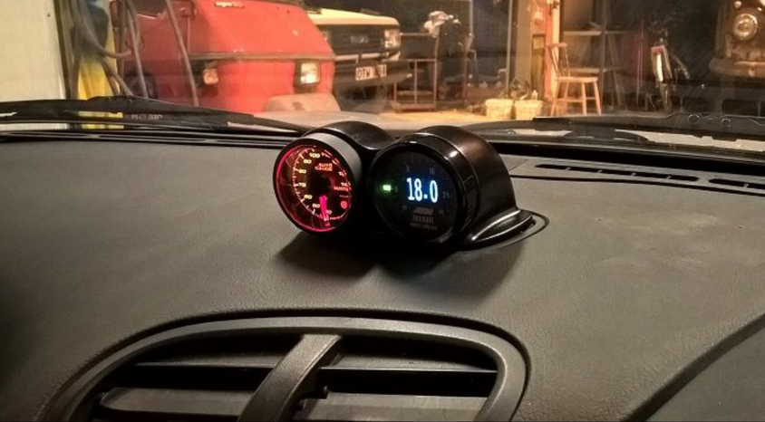 RX7 FD Gauge Pod – Mazda
