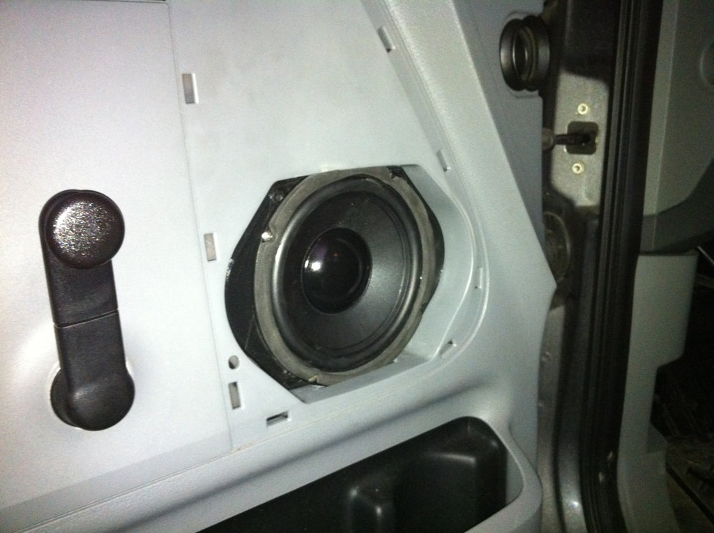 Speaker Adaptor Plate for a 2007 Ford F150 – 2007 Ford F-150