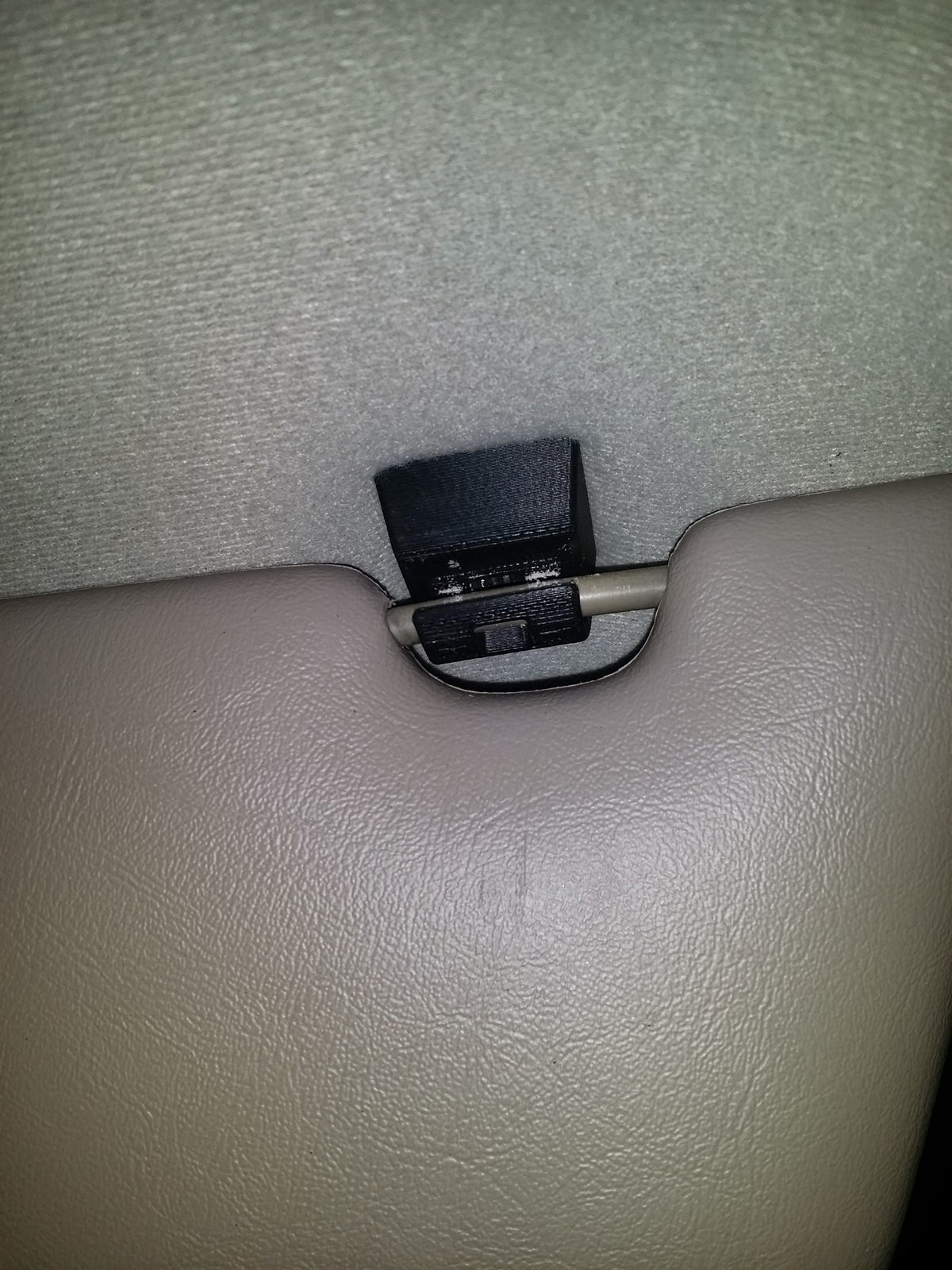 Jaguar XJ-S Sunvisor Clip – Jaguar