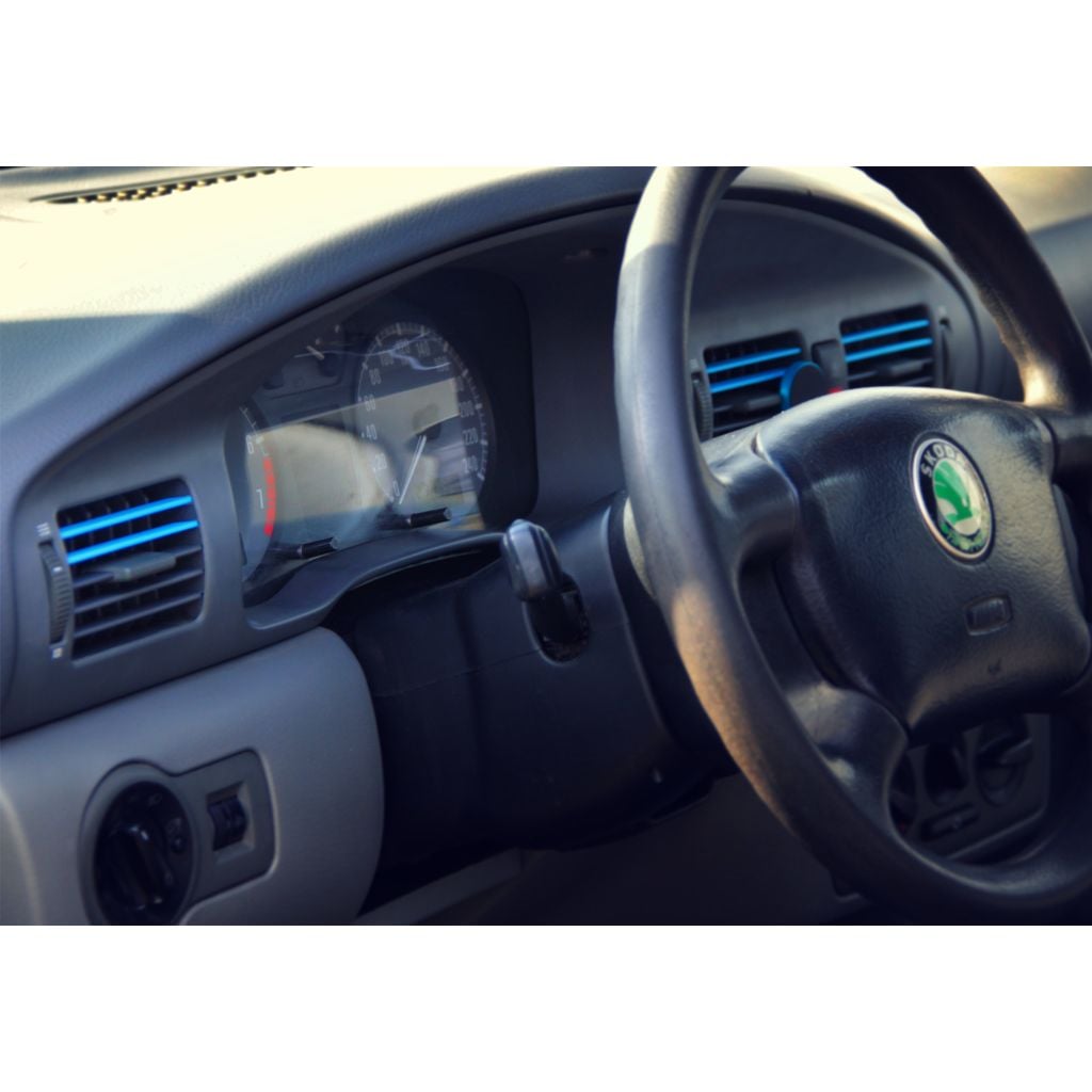 Air Vent Deflector Trim Strip – 1998 Skoda Octavia