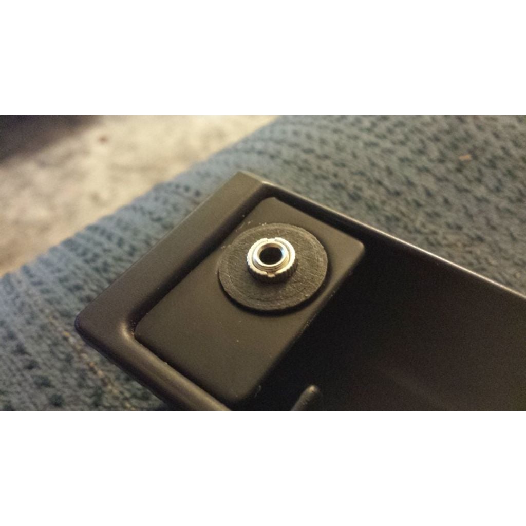 Ashtray Aux Adapter – 1997-2006 Bmw 3 Series E46