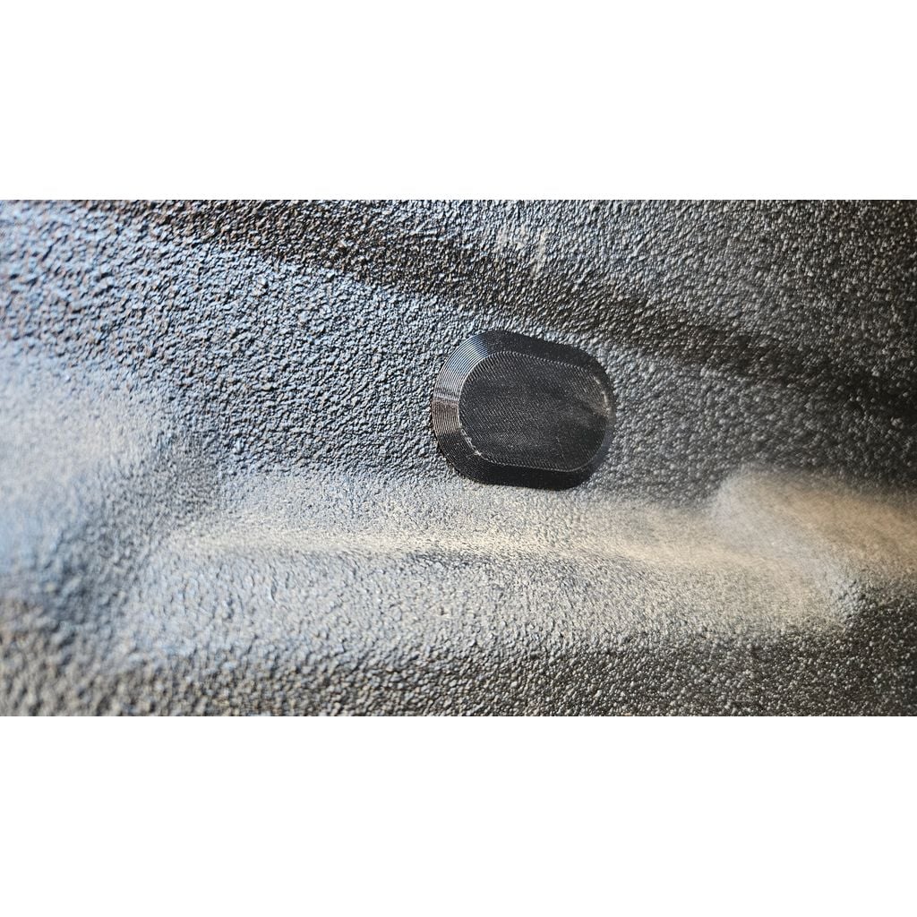 Bed Plug – 2015 Chevrolet Colorado