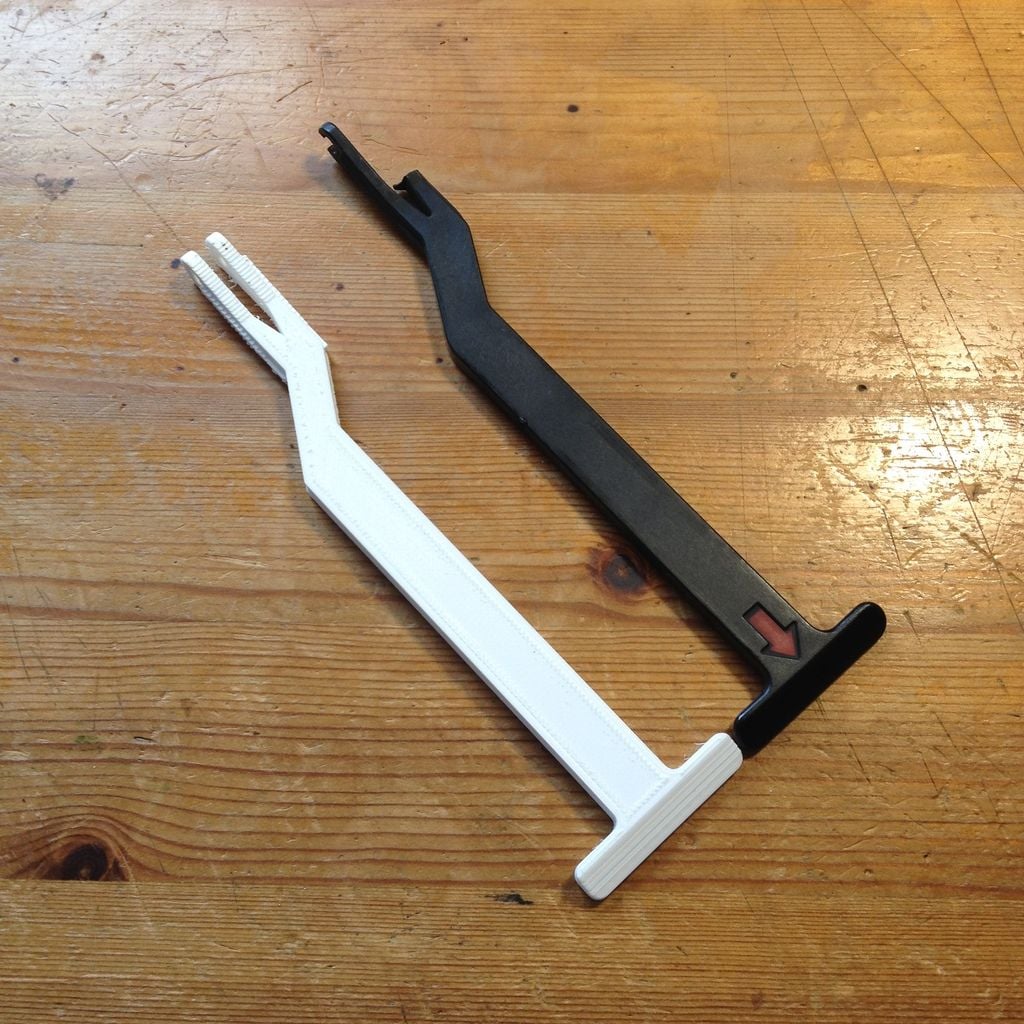 Bonnet Release Handle – 1996-2005 Volkswagen Passat B5