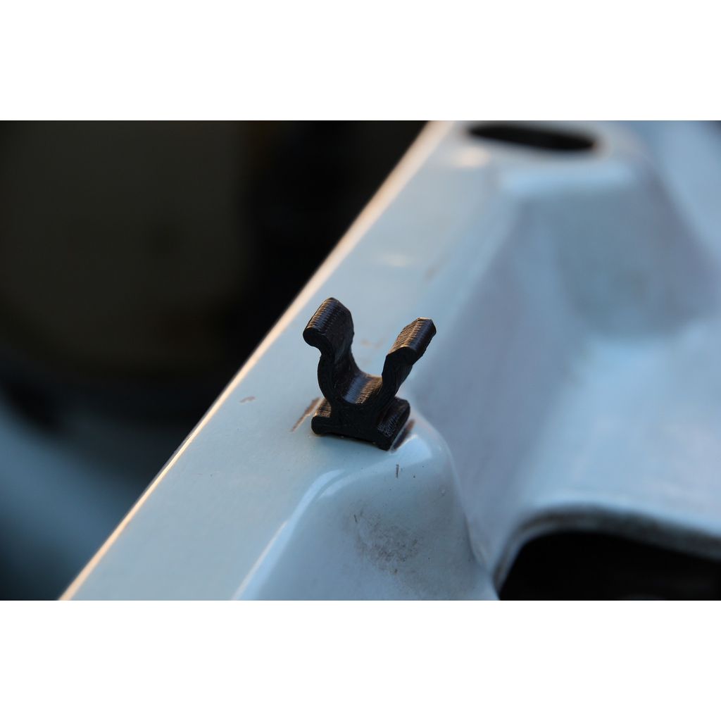 Bonnet Rod Bracket – 1968-2003 Ford Escort