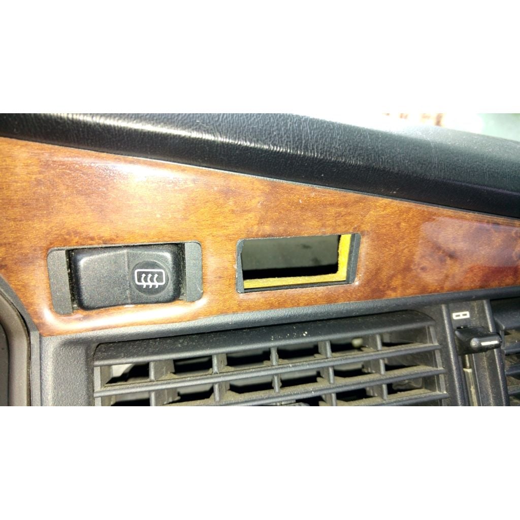 Button Cover Cap – 1982-1993 Mercedes-benz 190e W201