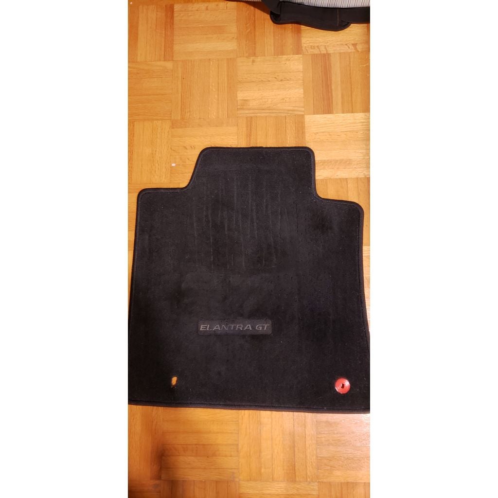 Car Carpet Clip ( ) – 1990 Hyundai Elantra (GT)